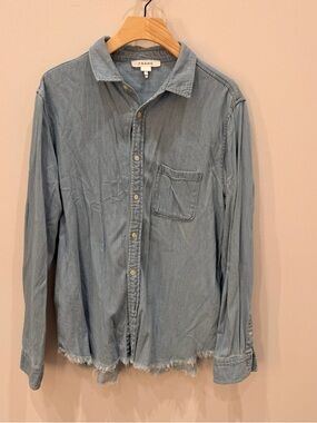 Frame Denim Faded Light Blue Denim Button-Down Shirt